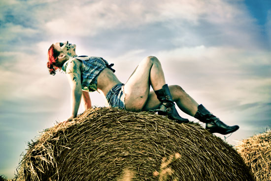 author : Tanya Plonka                    title: Cassandra | Farm girl zombie