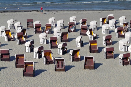 autor: paulo rodrigues
título: the beach seats are ready?