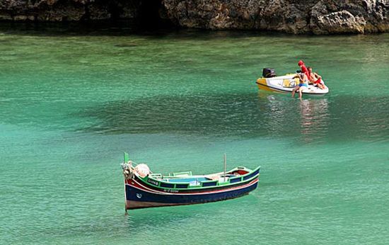 author: paulo rodrigues
title: malta motif 32
