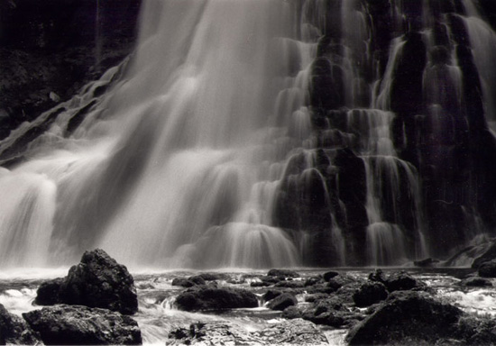 author: paulo rodrigues
title: At the base of Golling waterfall